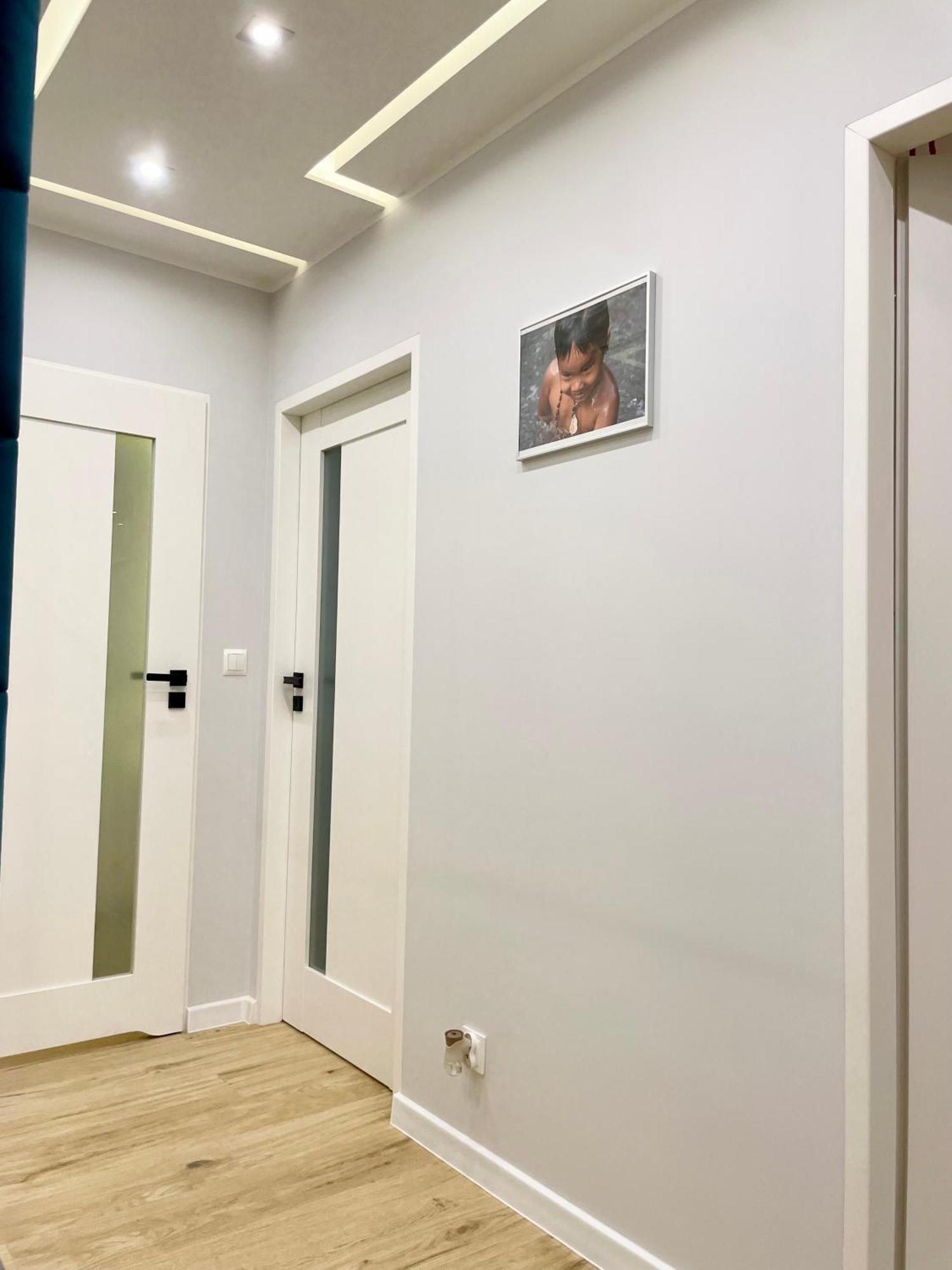 Comfortable Apart, Old Town, Free Parking, Hanging Bed, Wi-fi, Lift, Aircon,self Check-in 24h, Stare Miasto, Winda, Nowy Budynek, Garaz 0 Zl, Klima