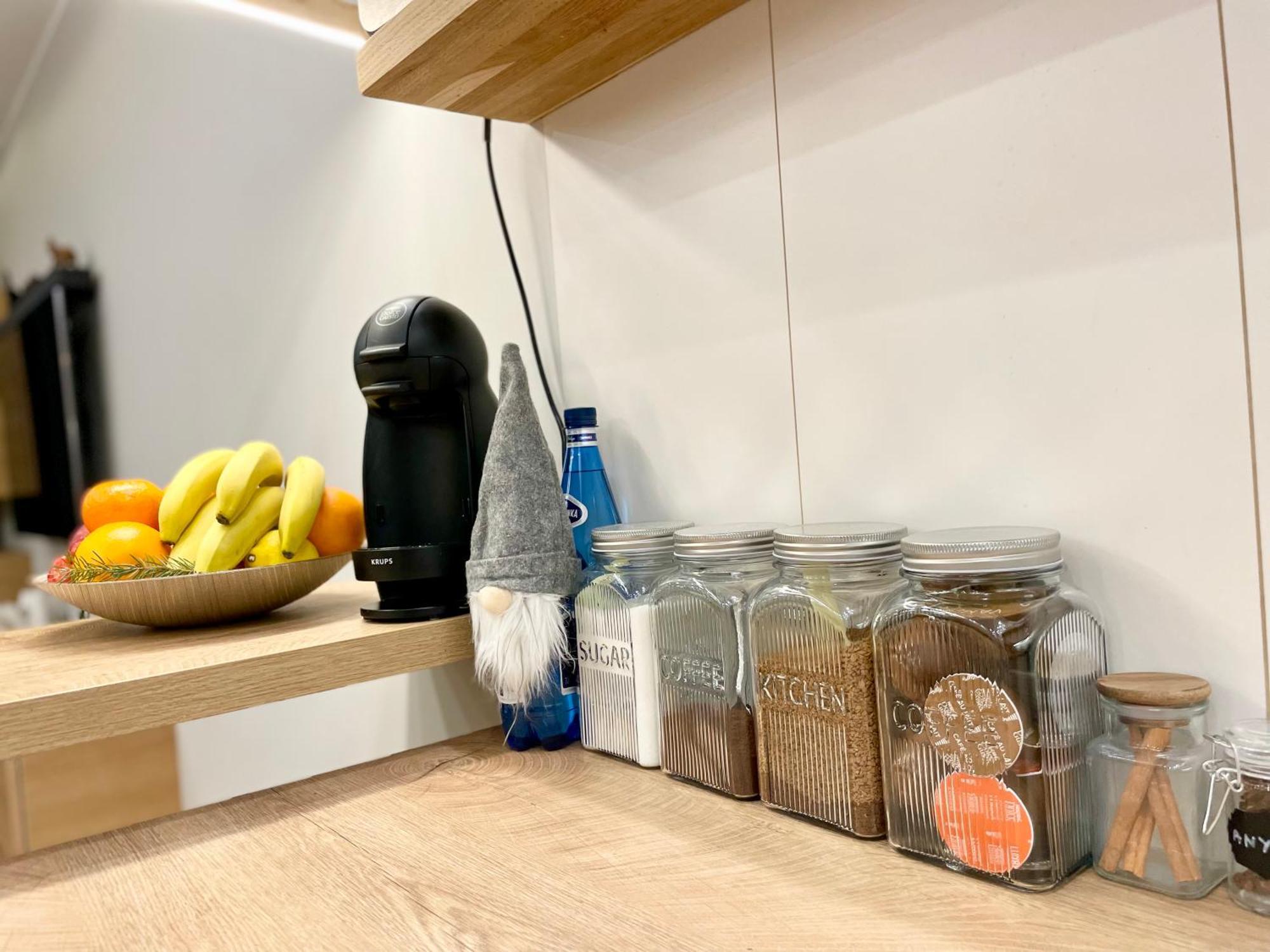 Apartment Comfortable Apart, Old Town, Free Parking, Hanging Bed, Wi-fi, Lift, Aircon,self Check-in 24h, Stare Miasto, Winda, Nowy Budynek, Garaz 0 Zl, Klima