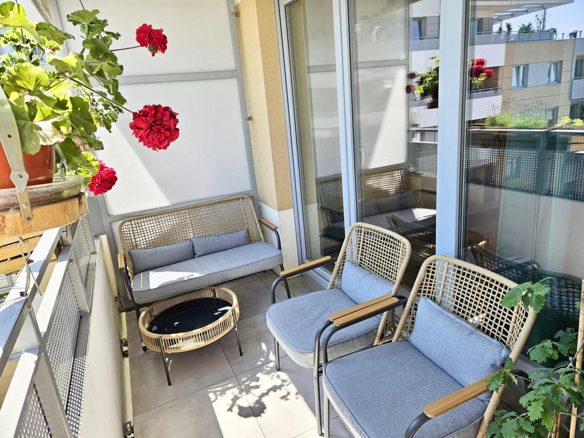 Comfortable Apart, Old Town, Free Parking, Hanging Bed, Wi-fi, Lift, Aircon,self Check-in 24h, Stare Miasto, Winda, Nowy Budynek, Garaz 0 Zl, Klima Breslau